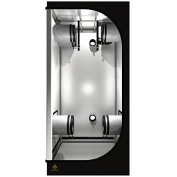 Dark Room II / 90 x 90 x 180 cm