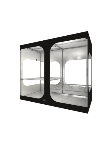 Dark Room 4 - 237 x 120 x 200 cm