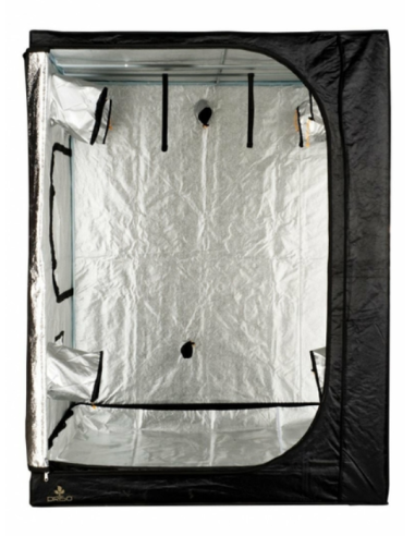 Dark Room 2 - 480 x 240 x 200 cm